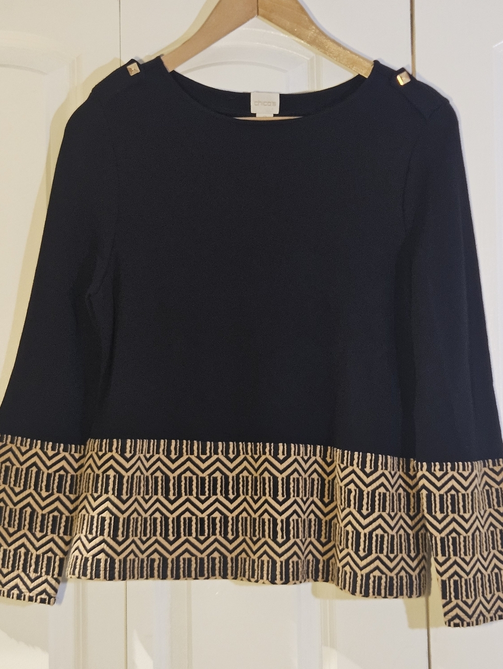 Chicos Women's Top Size 2 M Black Gold Geometric Sleeve Bottom Studded Shoulder
